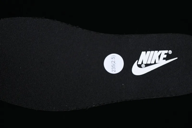 All Categories Nk SB Dunk Series Nk SB Dunk Low Low-top sneakers Nk Dunk Low Black and White Panda Customized version of deconstructed strap casual sneakers DD1391-100